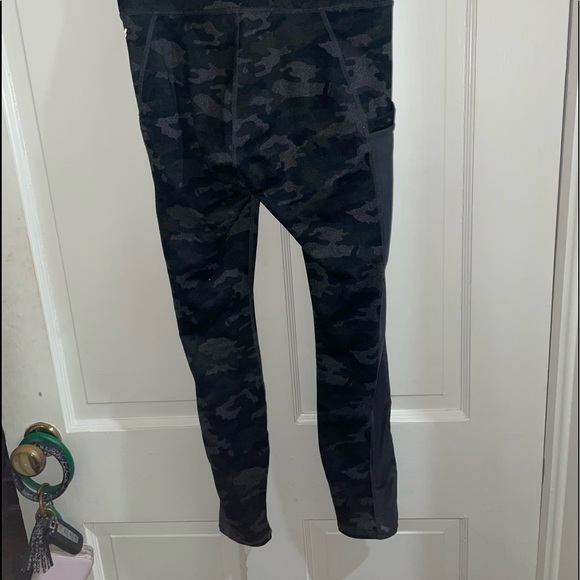 Black Camo Fabletics leggings!! - Picture 2 of 2